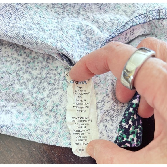 IBKUL UPF 50+ Long Sleeve Performance Shirt Womens Size XS Print Mesh Golf Top - Picture 7 of 7